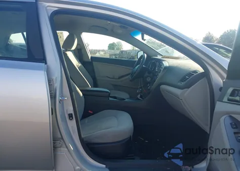 2011 Kia Optima Lx z USA, uszkodzony, nr VIN KNAGM4A79B5084859